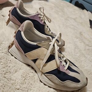 New Balance 327, size womens 11. Limited color combo